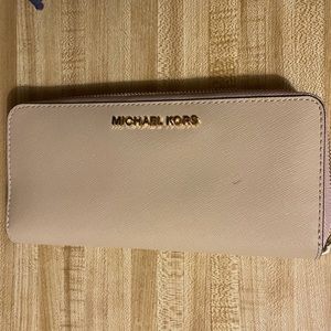 Michael Kors tan Wallet